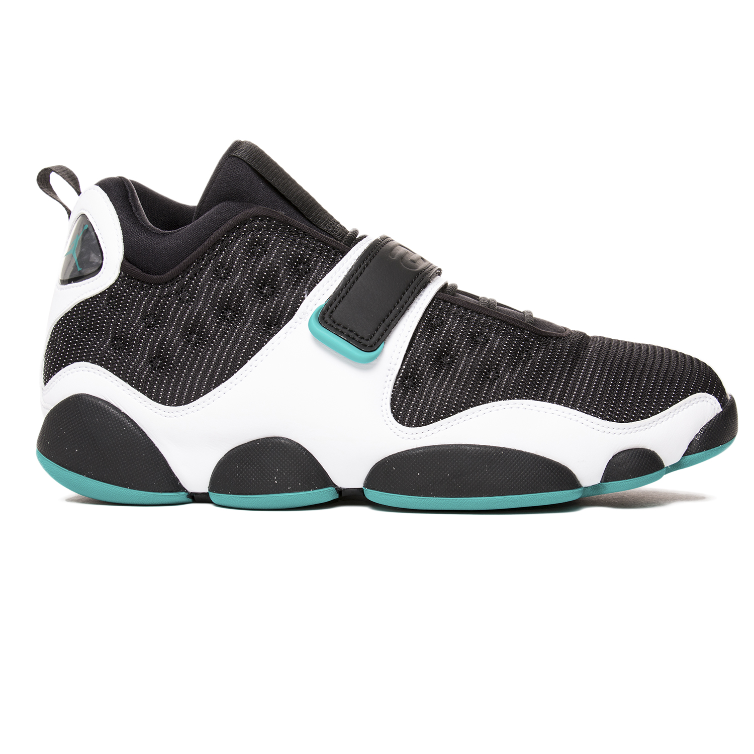 Кроссовки Air Jordan Black Cat AR0772-003 — фото 1