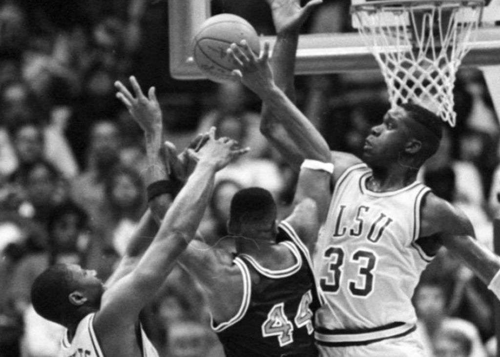 LSU-Shaq-LMU.jpg LSU-Shaq-LMU.jpg