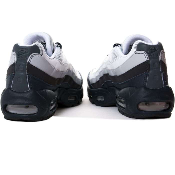 Кроссовки Nike Air Max 95 Essential 749766-406