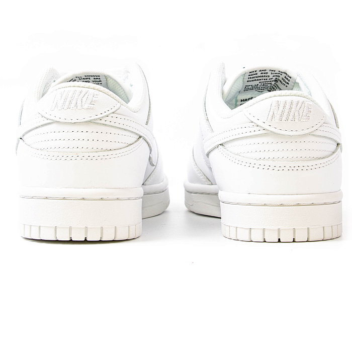 Кроссовки женские Nike Dunk LowTriple White DD1503-109