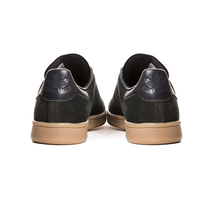 stan smith b37872